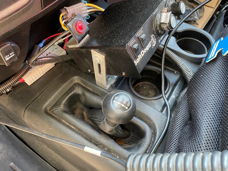 2018-dodge-ram-3500-image-54