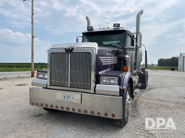 1996-western-star-model-496f-liquid-nurse-truck-(jn2748,-unit-40582)-image-2