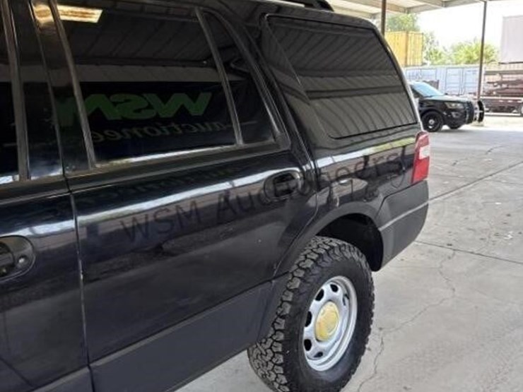 2016-ford-expedition-image-5