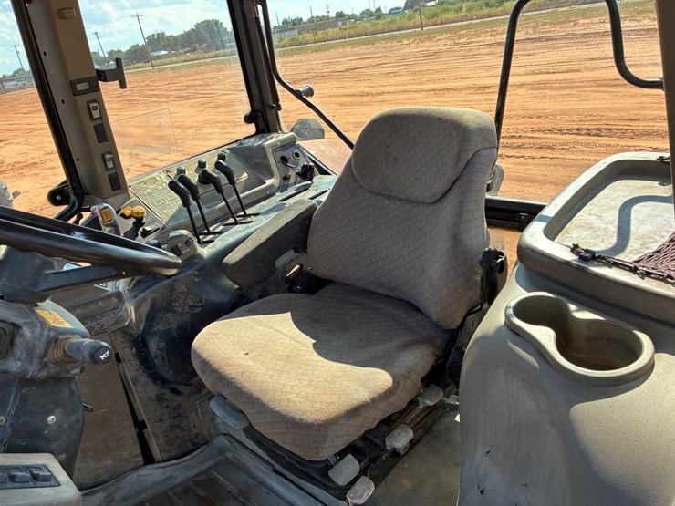 2003-case-ih-mxm190-image-13