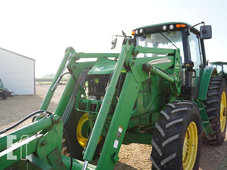 2002-john-deere-7420-image-14