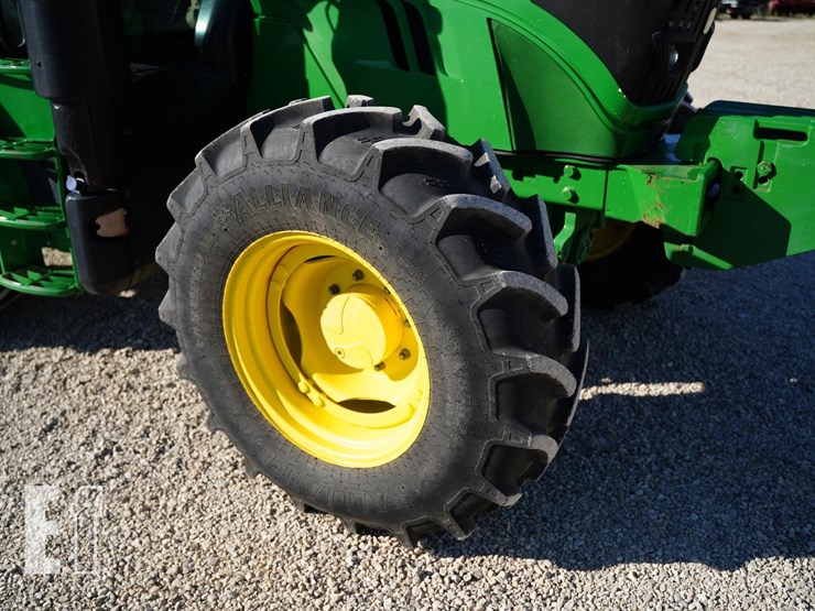 2018-john-deere-6120r-image-17