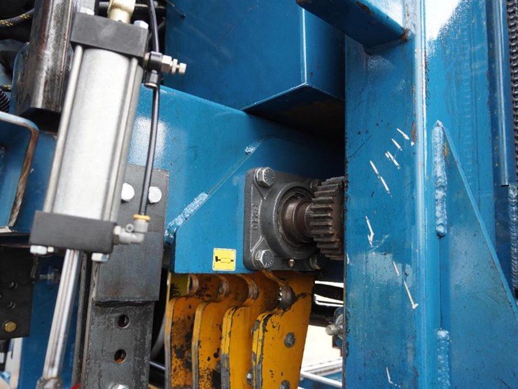 #210-•-2022-baker-3667dd-bandsaw-image-43