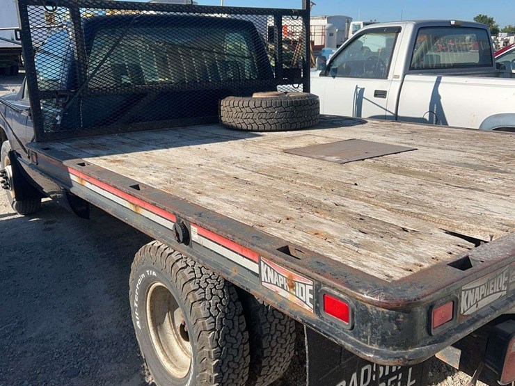 1994-chevrolet-3500-image-9