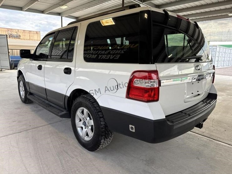 2015-ford-expedition-image-5