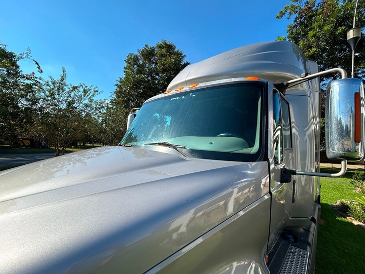 2017-international-prostar-image-61