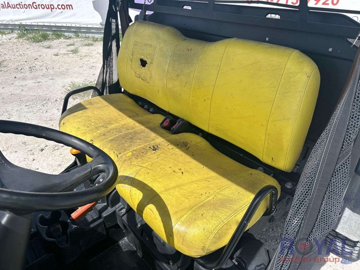 john-deere-gator-image-12