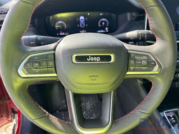 2023-jeep-compass-image-13
