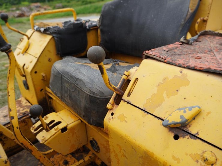 deere-350b-image-24