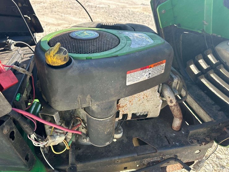 2010-john-deere-la105-image-8