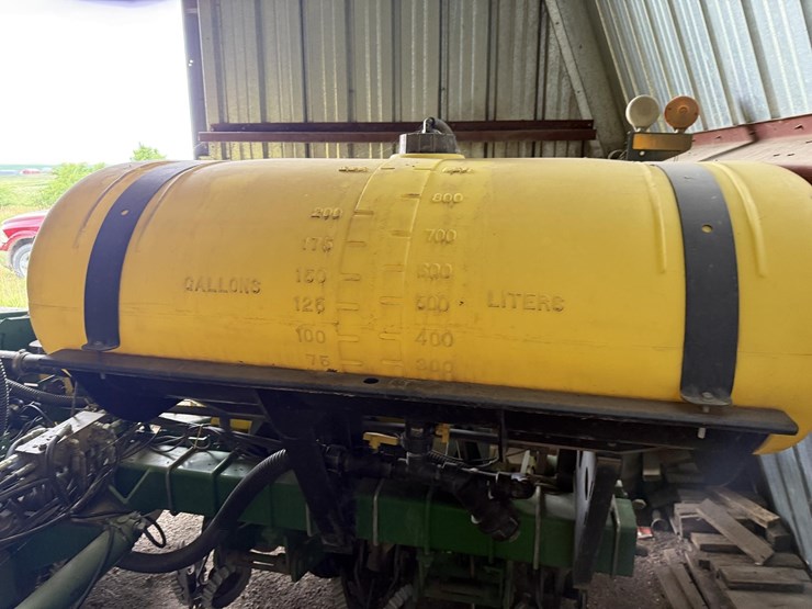 1997-john-deere-1770-image-17