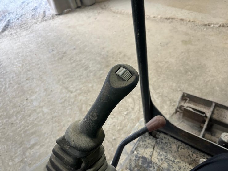 2016-bobcat-e20-image-27