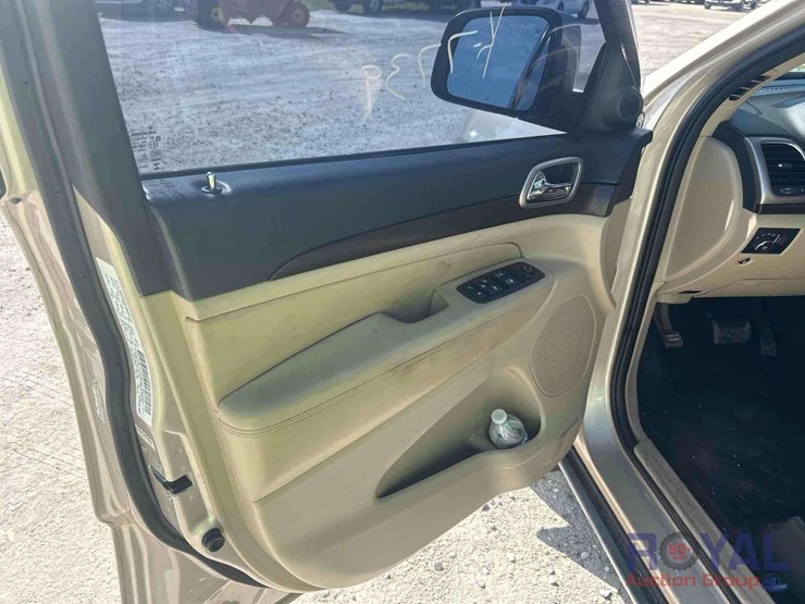 2014-jeep-grand-cherokee-image-13