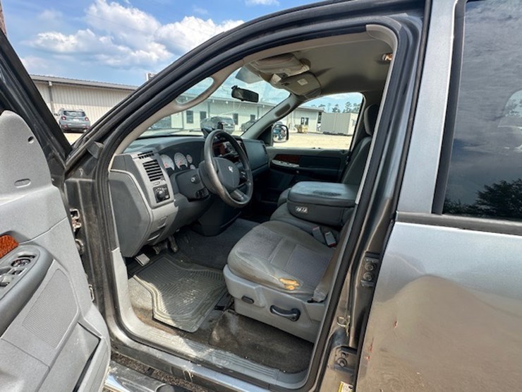 2006-dodge-ram-1500-image-35