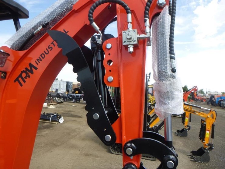 2025-tpm-16-hydraulic-excavator-image-10