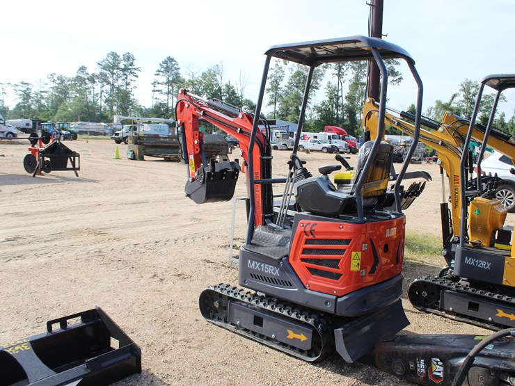 #21002-•-2025-agt-mx15rx-image-3