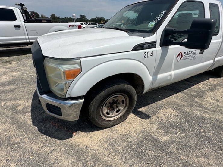 2011-ford-f250-image-15