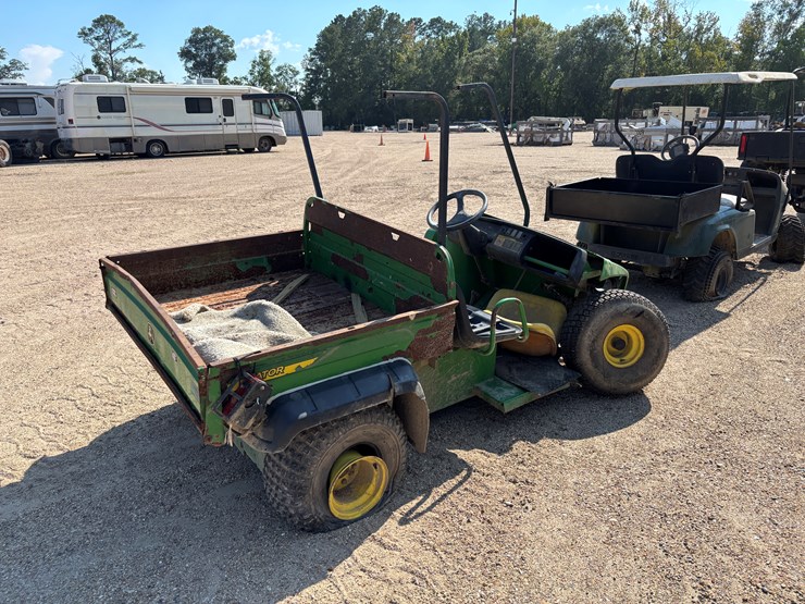 john-deere-gator-image-4