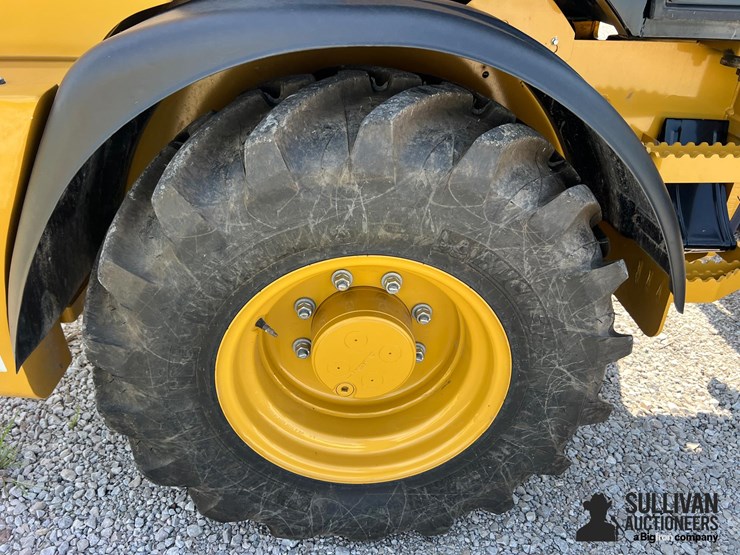 2023-caterpillar-908-image-20