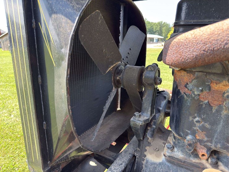 baker-22-40-tractor-image-12