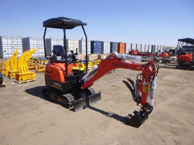 2025-tpm-16-hydraulic-excavator-image-2
