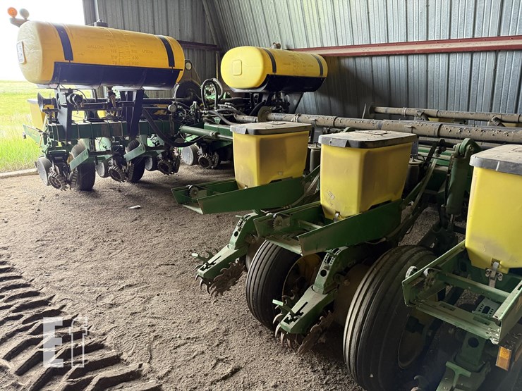 1997-john-deere-1770-image-4