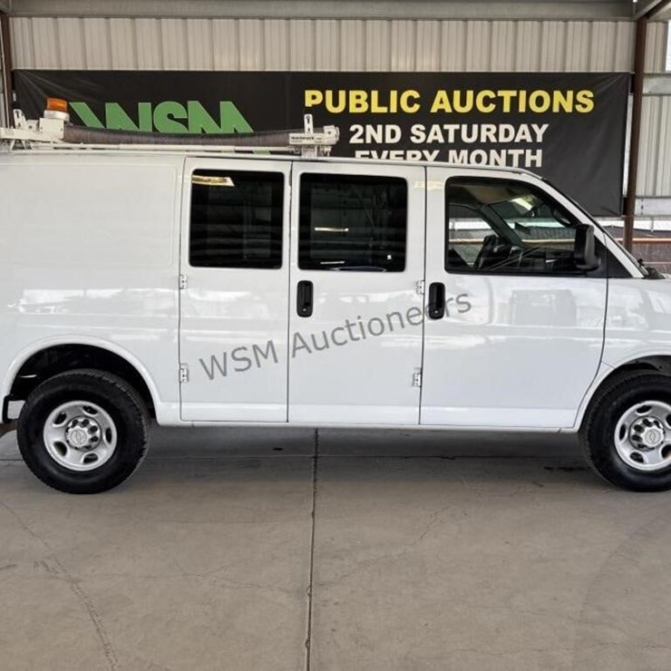 2013 CHEVROLET EXPRESS 2500
