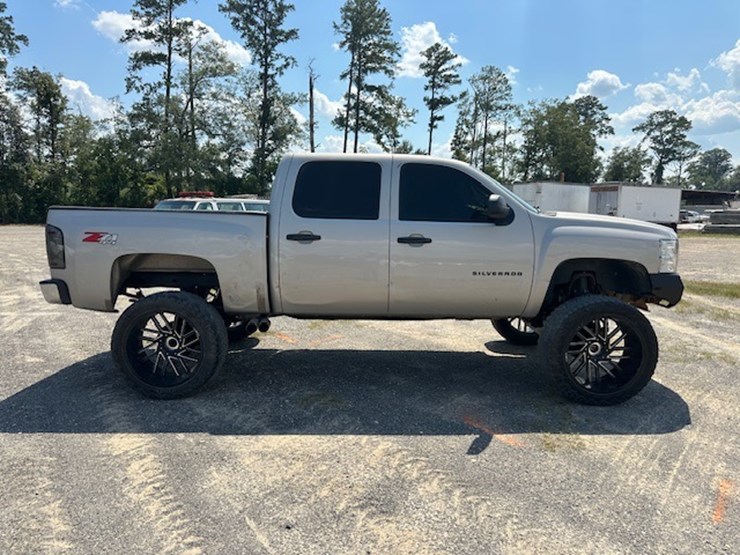 2009-chevrolet-silverado-image-7
