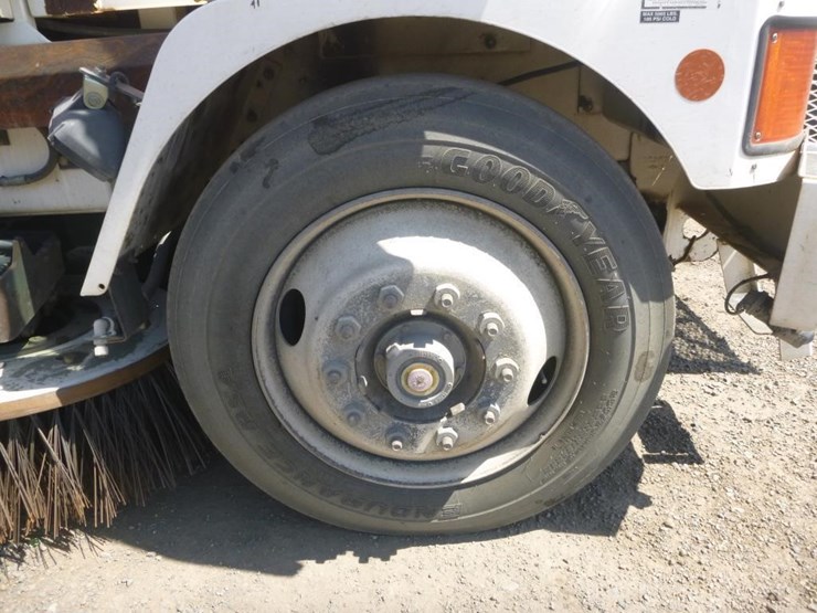 2013-global-m4-sweeper-image-18