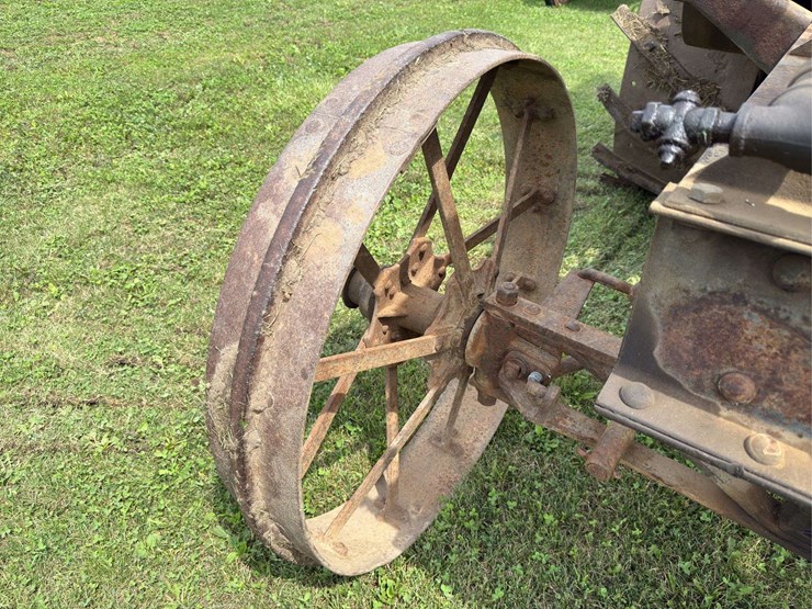 rumely-20-40-model-g-image-13