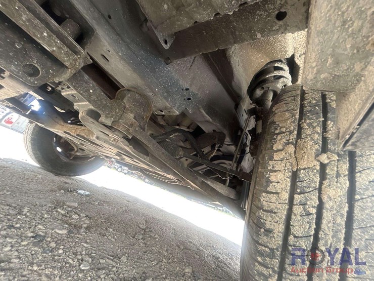 2015-ford-transit-image-18