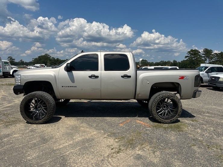 2009-chevrolet-silverado-image-5
