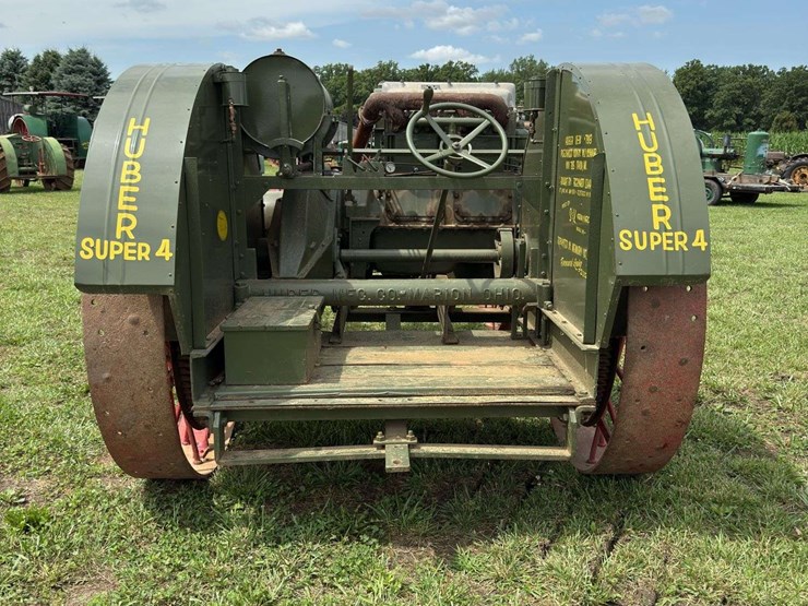 huber-super-4-tractor-image-5