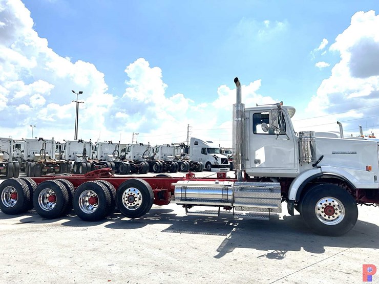 2012-western-star-4900-image-3