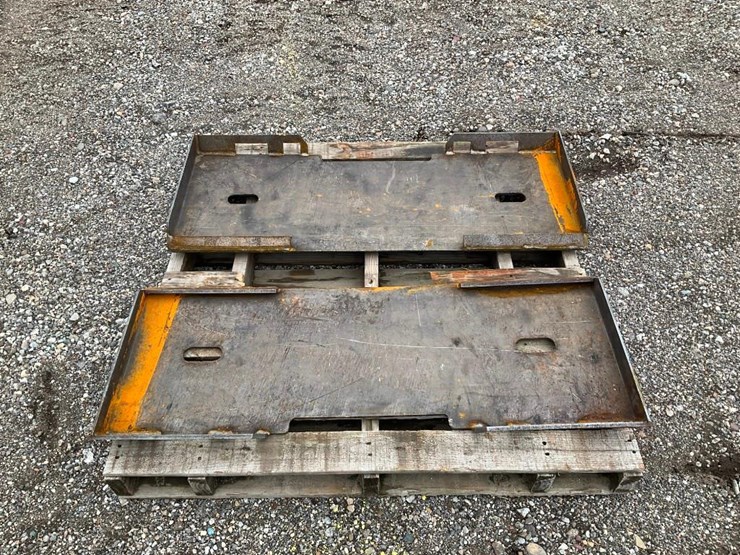 #612-•-lot-of-2-skid-steer-frames-image-2