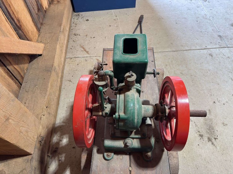 1.5hp-ellis-gas-engine-image-3