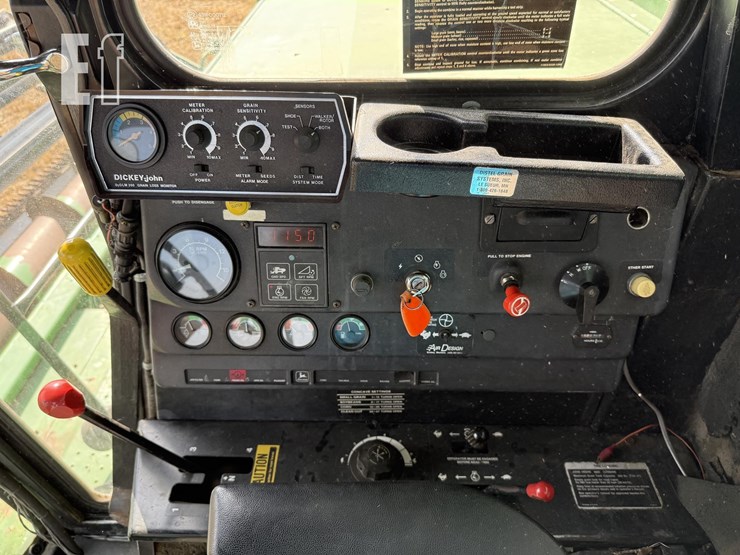 1983-john-deere-8820-image-40