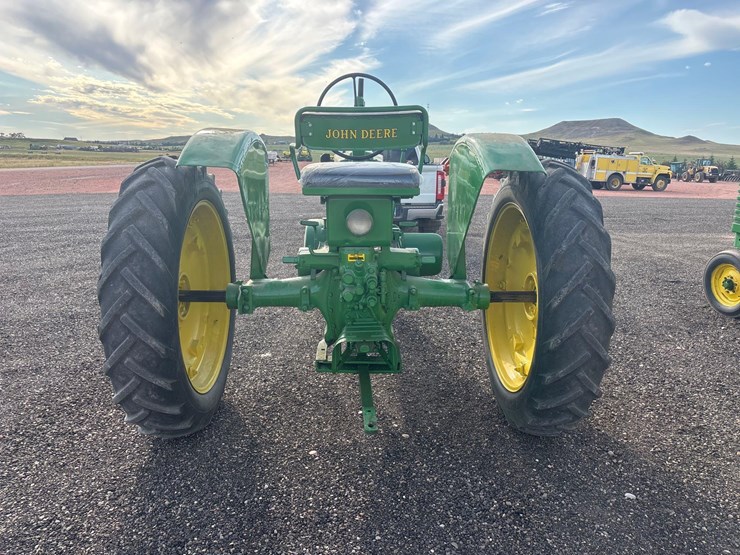 1949-john-deere-b-image-5