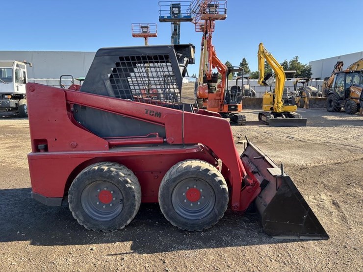 tcm-608t-skid-steer-loader-image-7