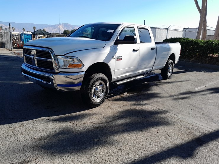 2012-ram-2500-hd-image-2