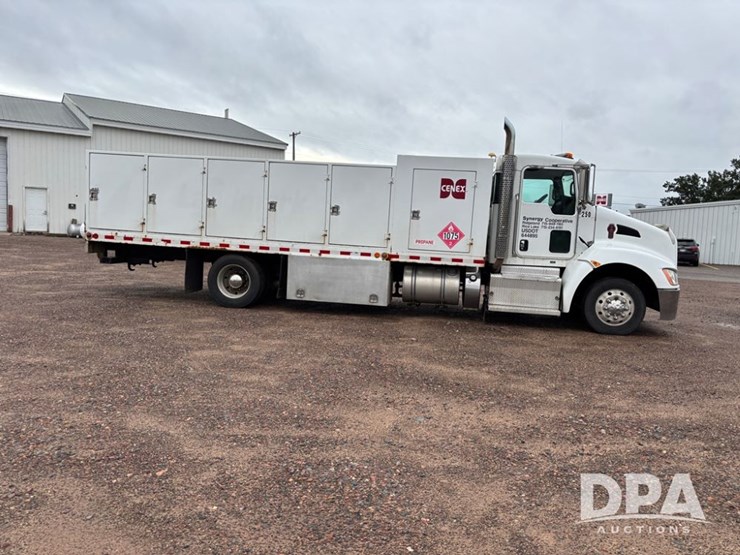 2012-kenworth-bottle-truck-(dr12101-unit-250)-image-3