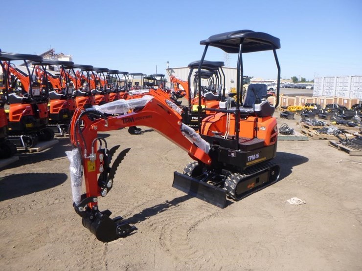 2025-tpm-16-hydraulic-excavator-image-1