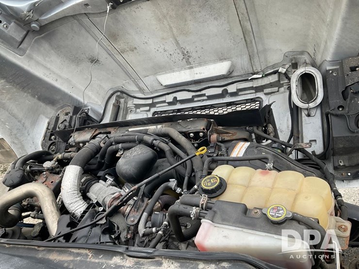 2018-ford-f650-image-10