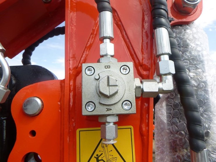 2025-tpm-16-hydraulic-excavator-image-11
