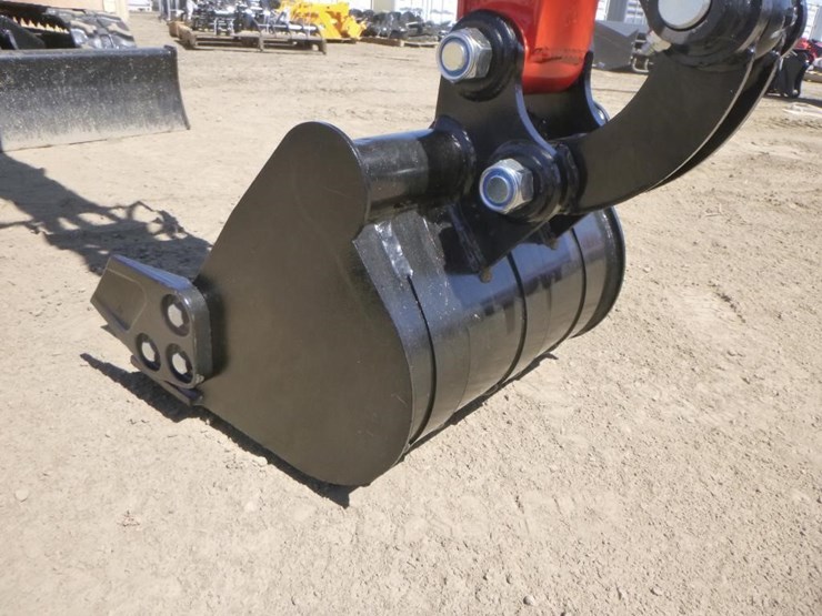 2025-tpm-16-hydraulic-excavator-image-10