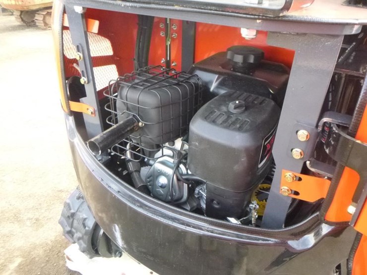 2025-tpm-16-hydraulic-excavator-image-24