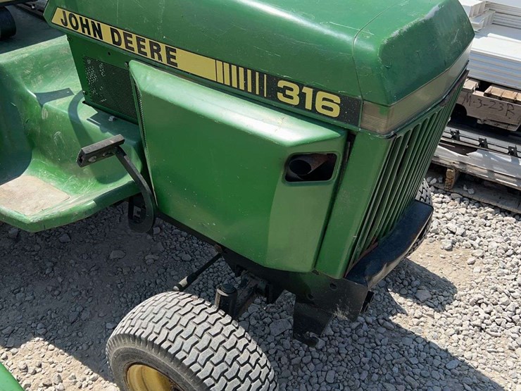 john-deere-316-image-7