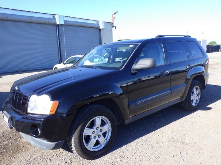 2006-jeep-grand-cherokee-image-1