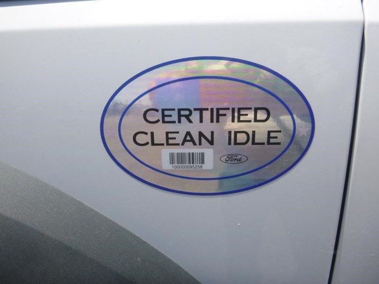 2015-ford-f550-image-17