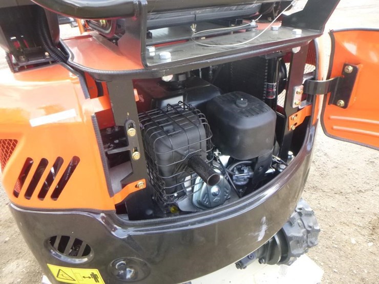 2025-tpm-16-hydraulic-excavator-image-23